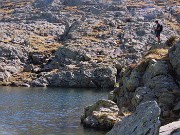 60 Dai roccioni vista sul Lago Piazzotti